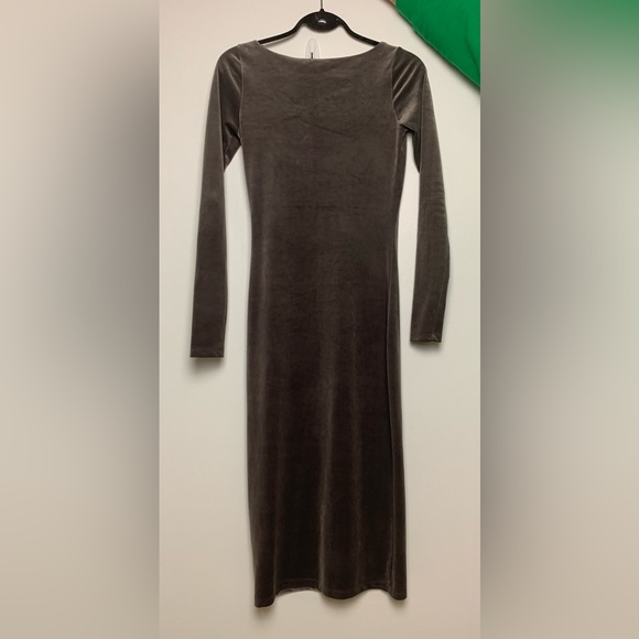 Wilfred Free Aritzia smooth velvet dress - Picture 3 of 5